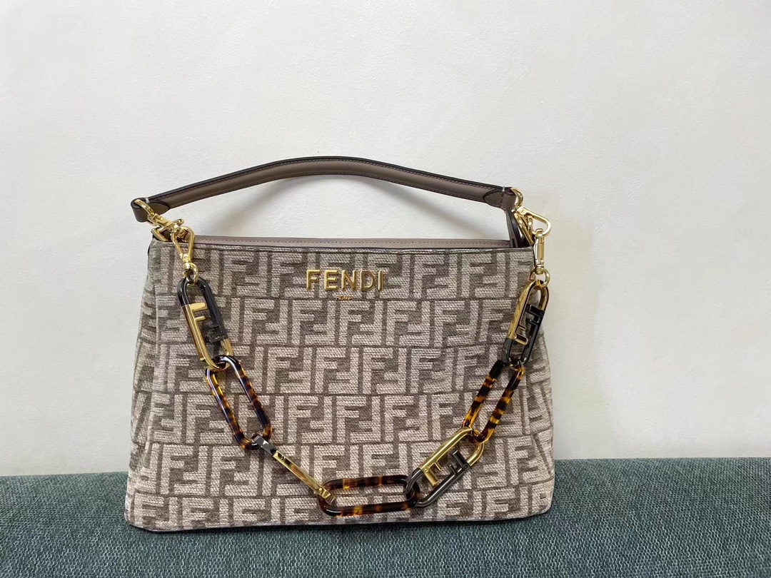 Fendi o’lock swing頂級高仿精品包包腋下包