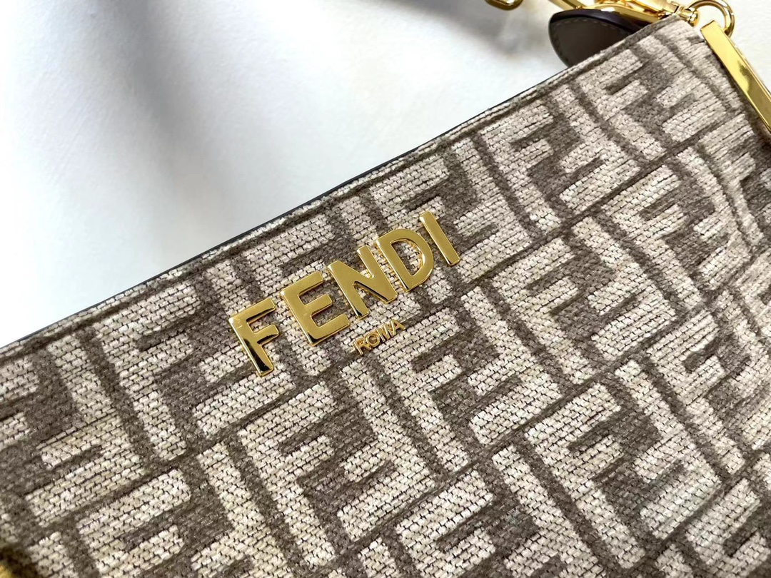 Fendi o’lock swing頂級高仿精品包包腋下包