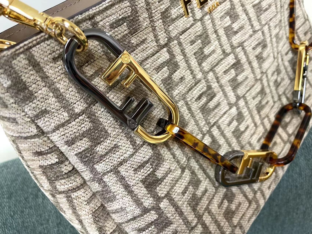 Fendi o’lock swing頂級高仿精品包包腋下包