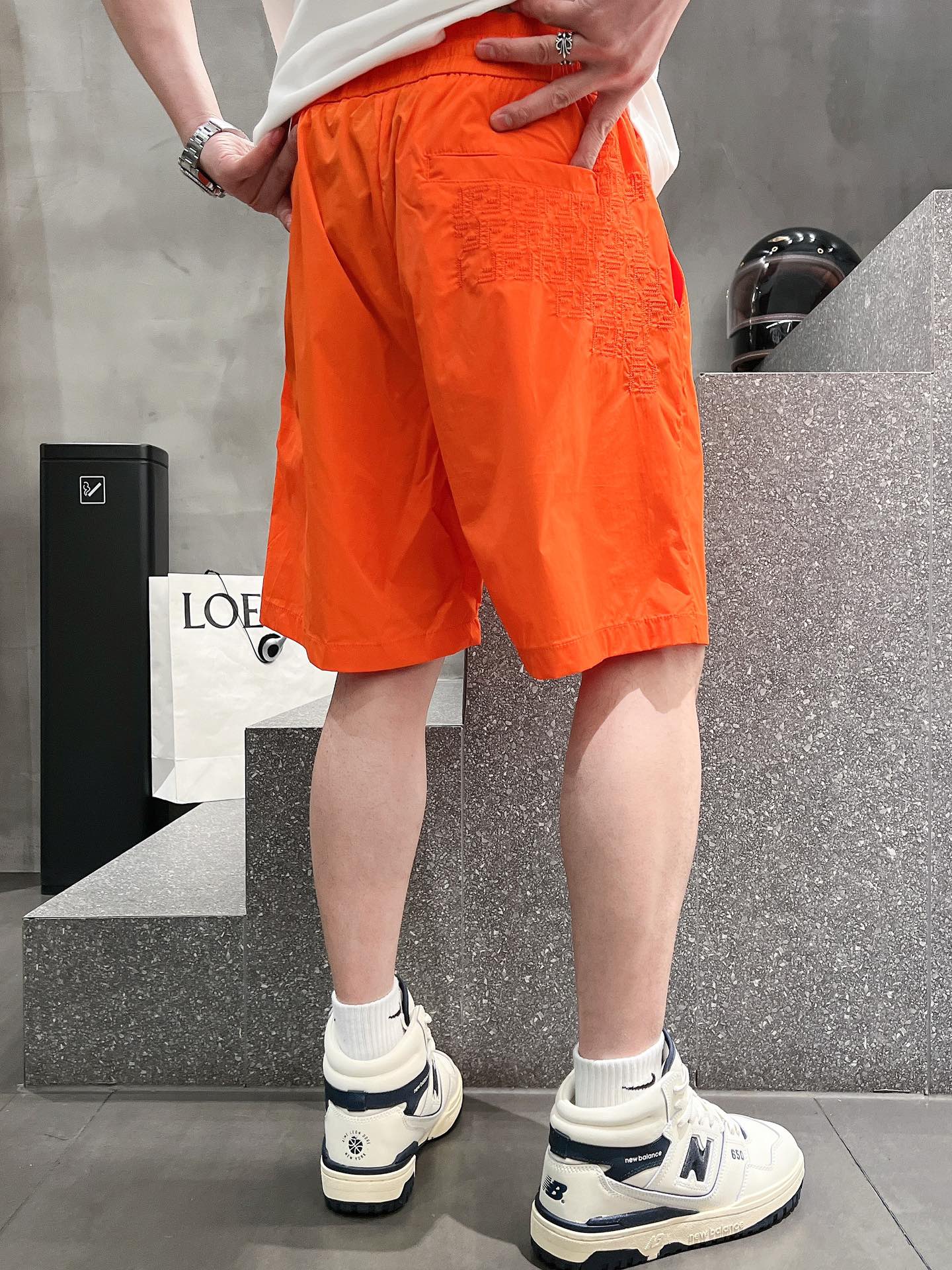 Fendi芬迪高仿男女同款褲子休閒五分褲 橙色