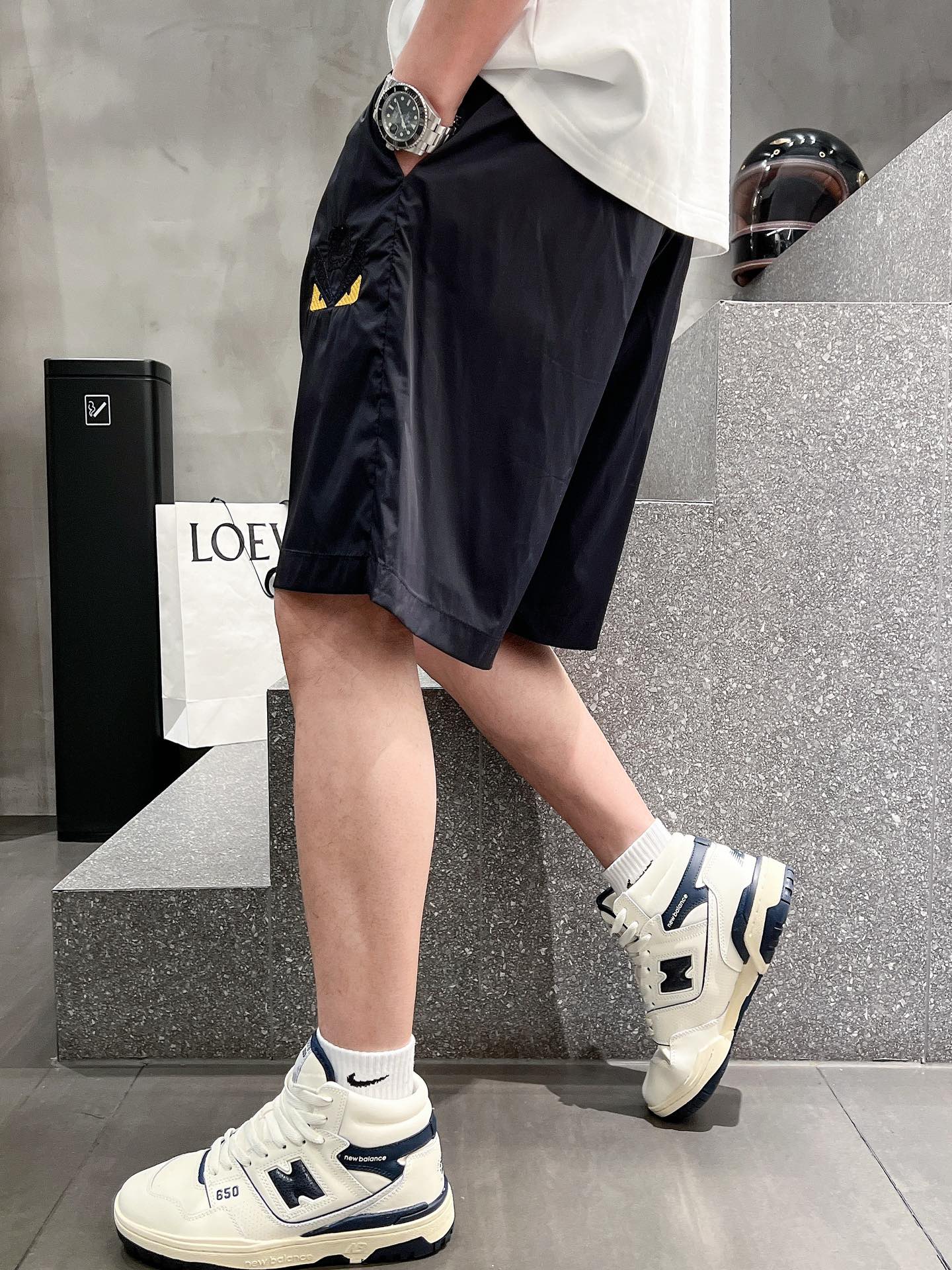 專櫃同步 男女同款 高仿芬迪Fendi五分休閒褲 短褲 男裝