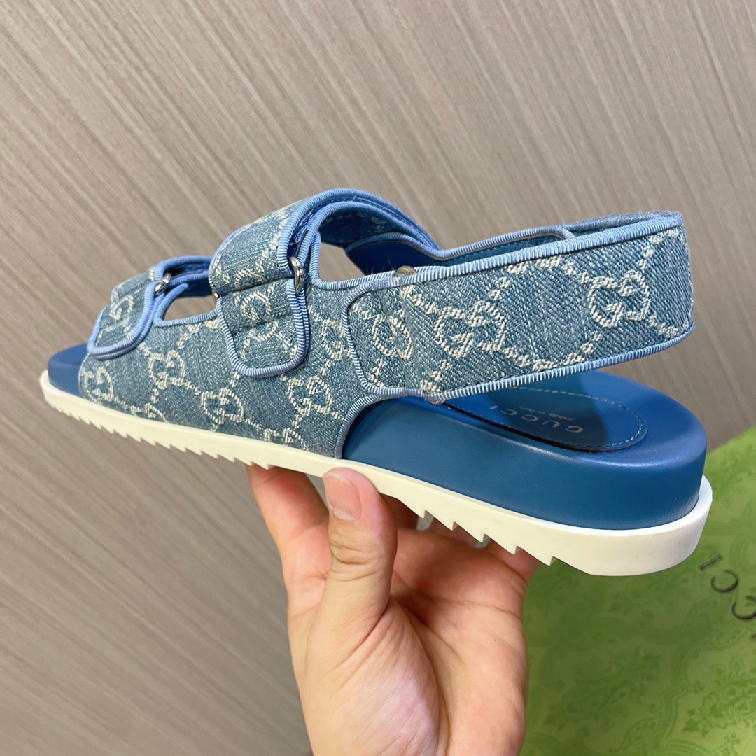 高仿Gucci 沙灘涼鞋 經典老佈鞋 專櫃同步 藍色