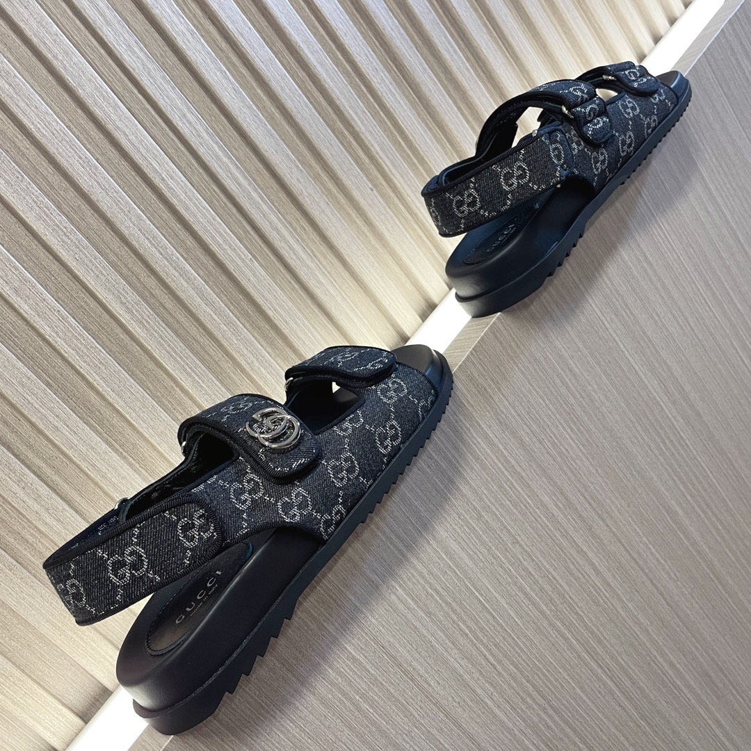 頂級原單Gucci 沙灘涼鞋 經典老花布涼鞋