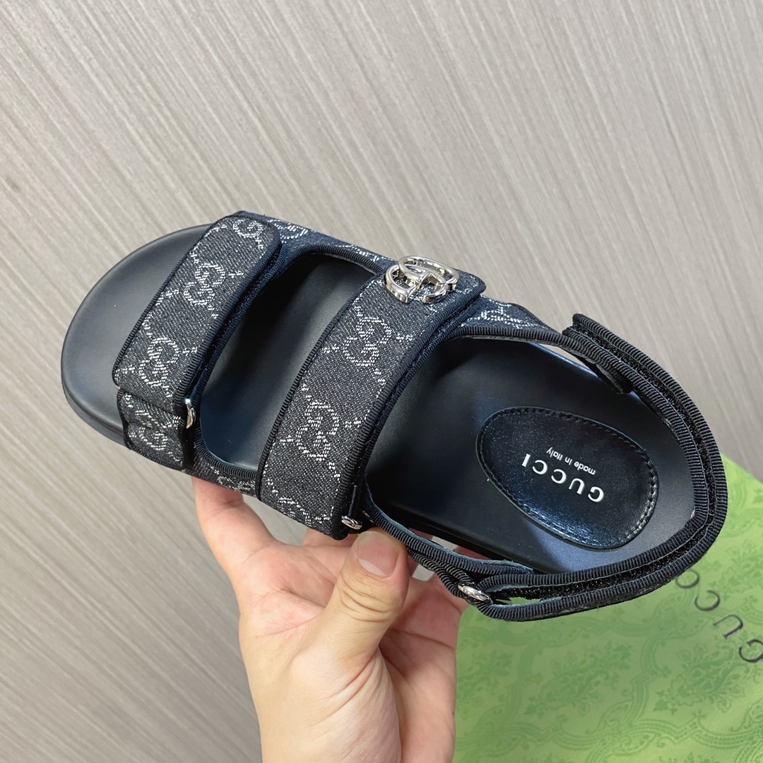 頂級原單Gucci 沙灘涼鞋 經典老花布涼鞋