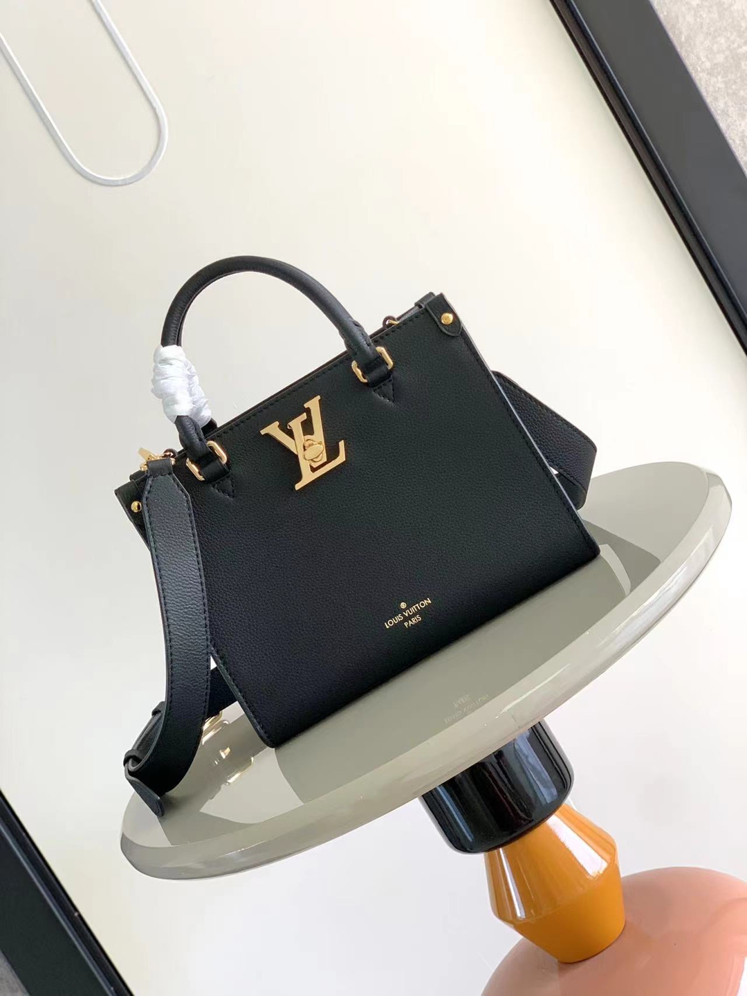 M22311黑色Louis Vuitton高仿精品手袋四方包系列