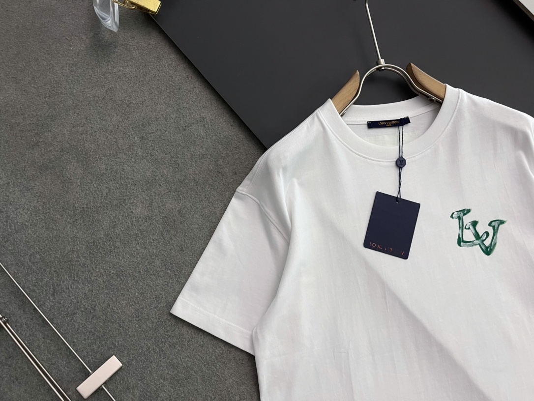 獨家精品路易威登LV高仿精品衣服男裝短袖T恤