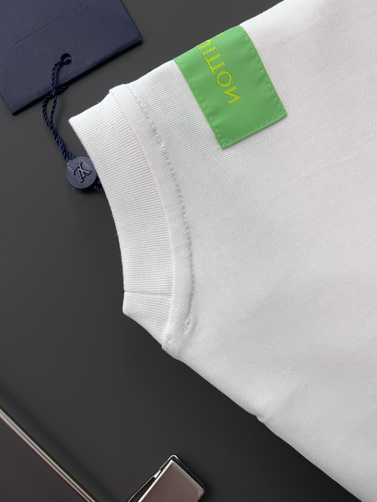 獨家精品路易威登LV高仿精品衣服男裝短袖T恤