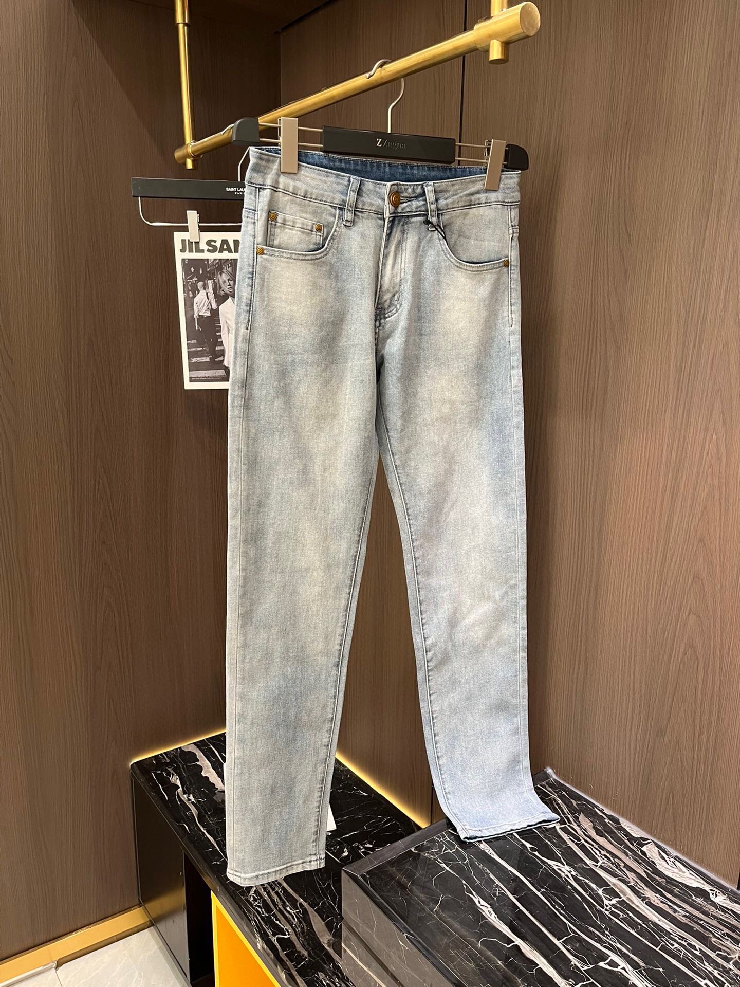 路易威登LV高仿淺藍色純棉彈力牛仔褲男裝