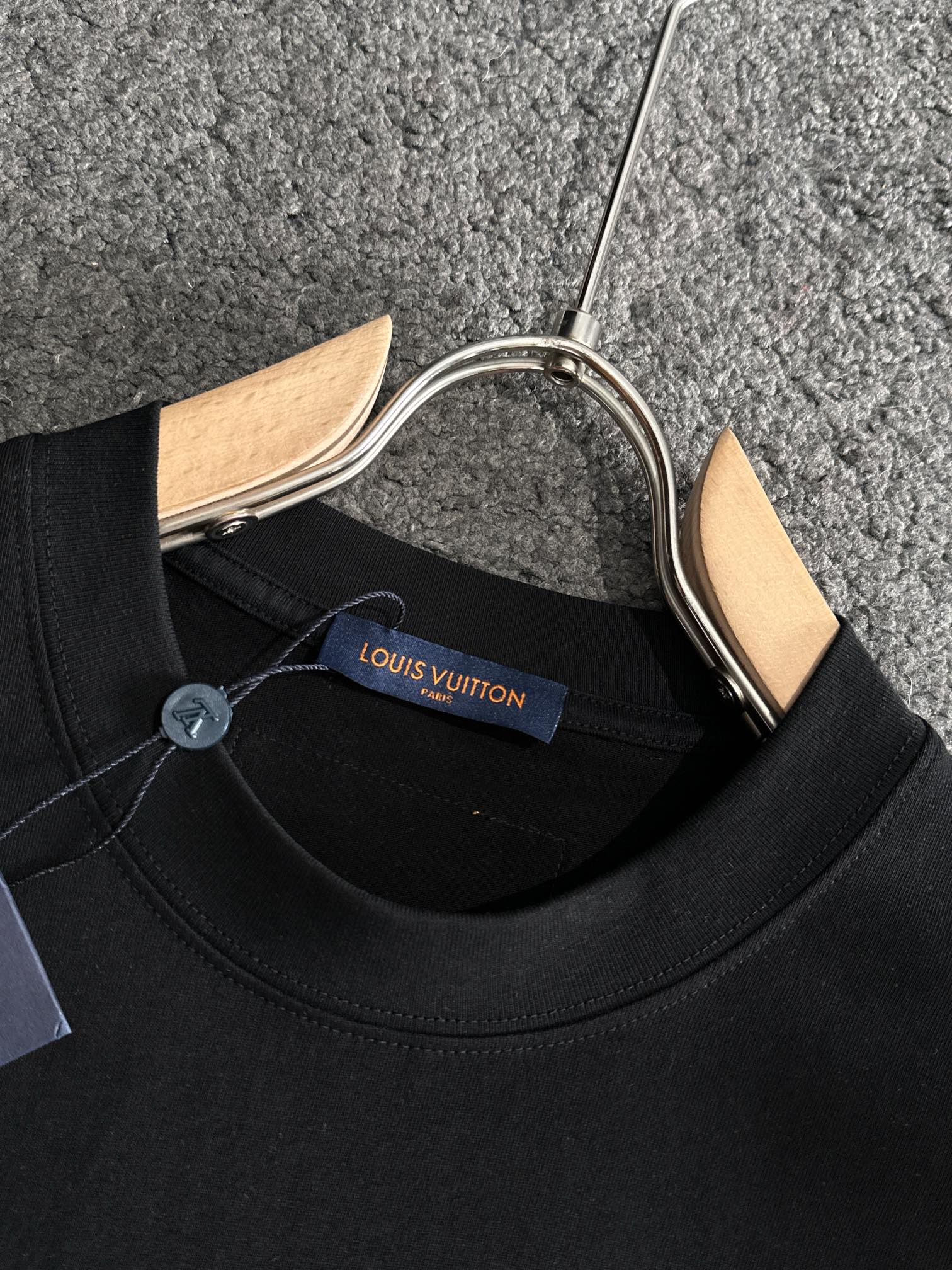 頂級原單LV復刻高仿時尚圓領短袖純棉T恤 官網同步