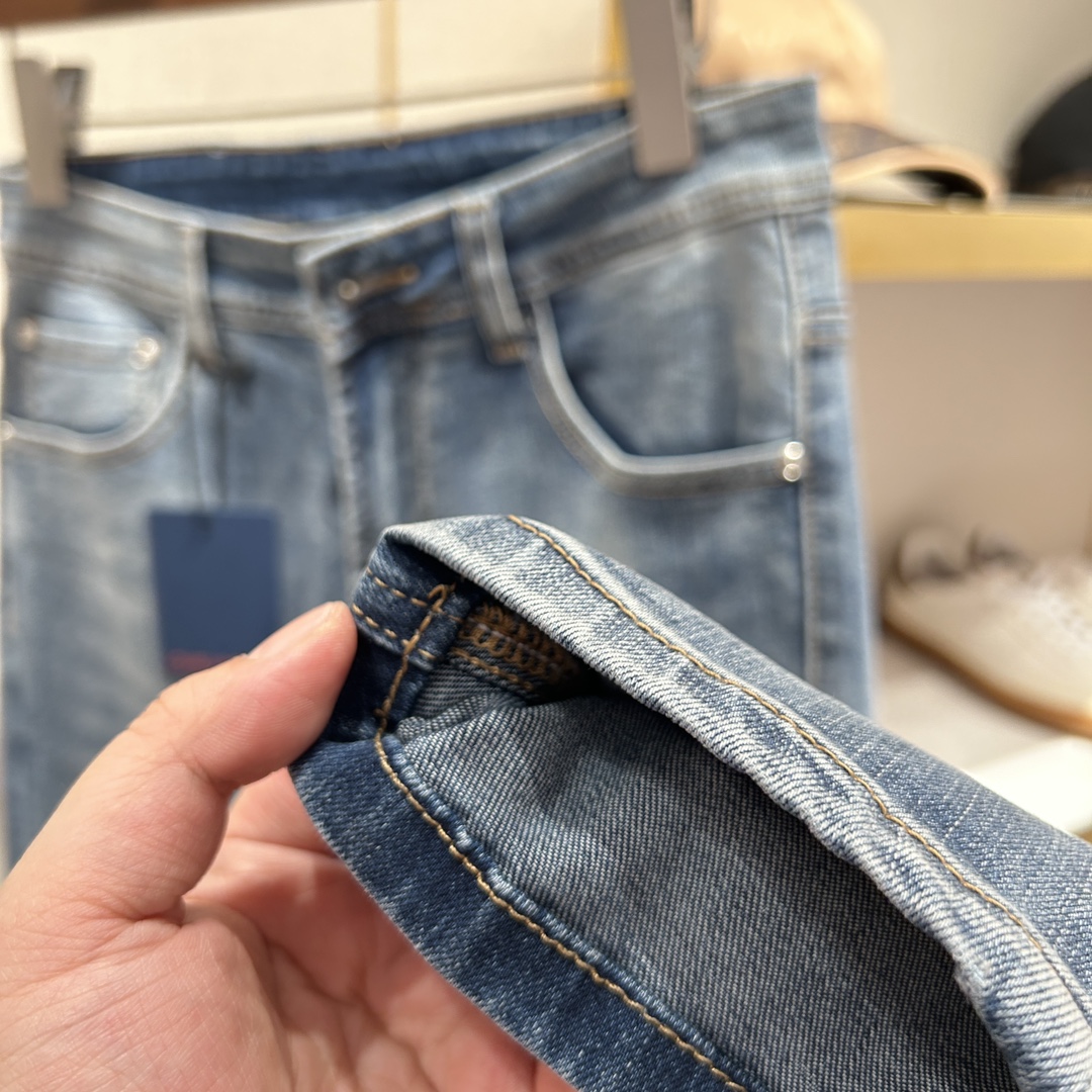 頂級高仿褲子路易威登奢侈品LV男裝牛仔褲淺藍色