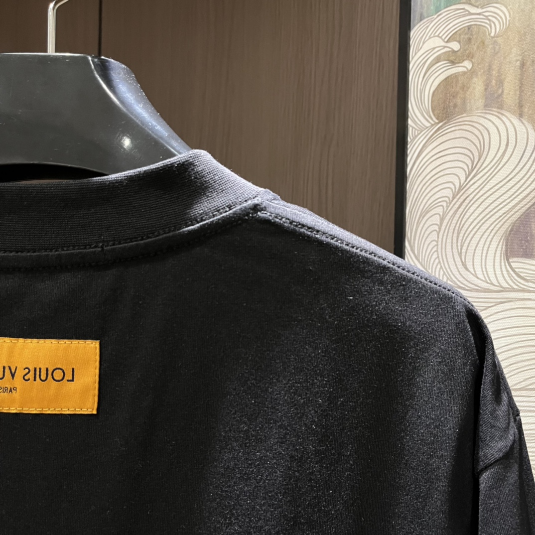頂級奢侈品LV路易威登刺繡純棉短袖圓領T恤 黑色