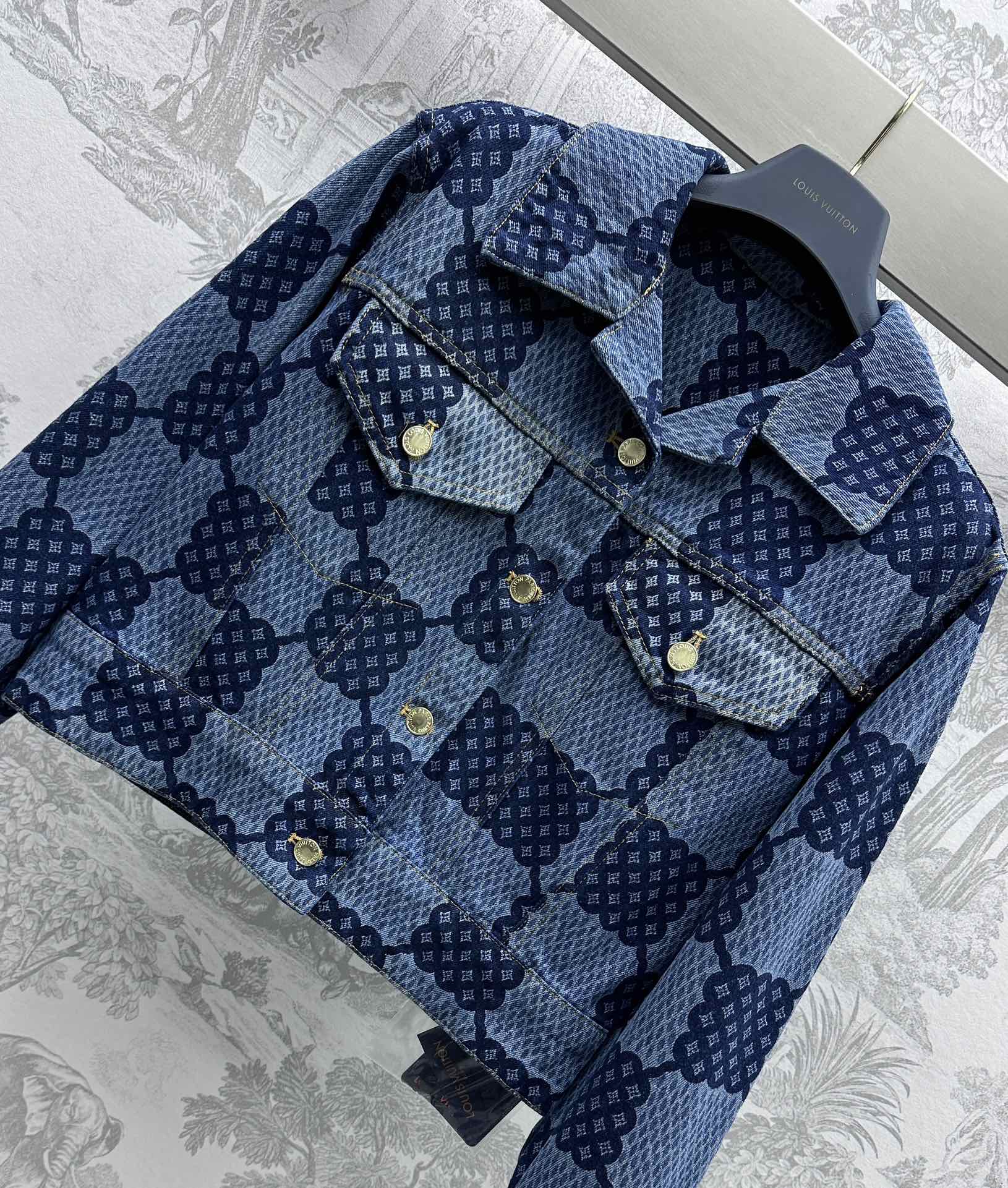 Louis Vuitton2024新品高仿盤棋格外套全棉材質翻領格子外套