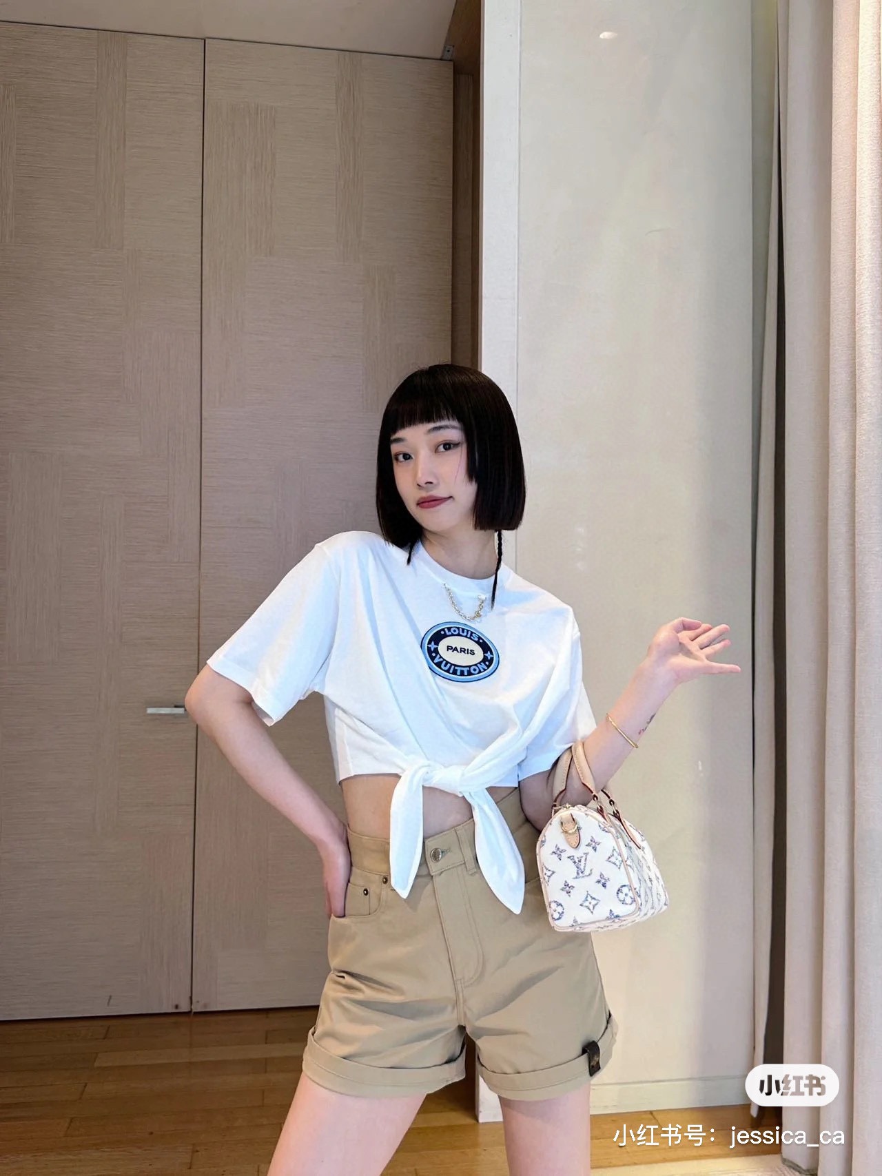 頂級高仿LV女裝圓領短袖T恤 白色2024新品