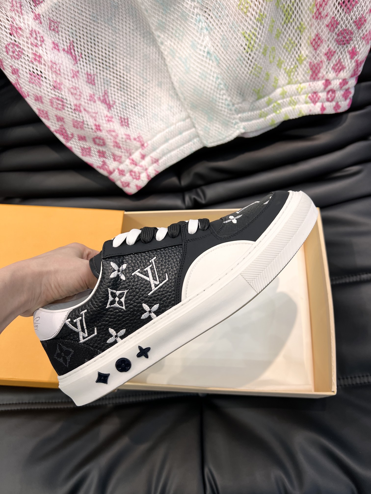 新品男裝原單LV運動休閒鞋 黑色