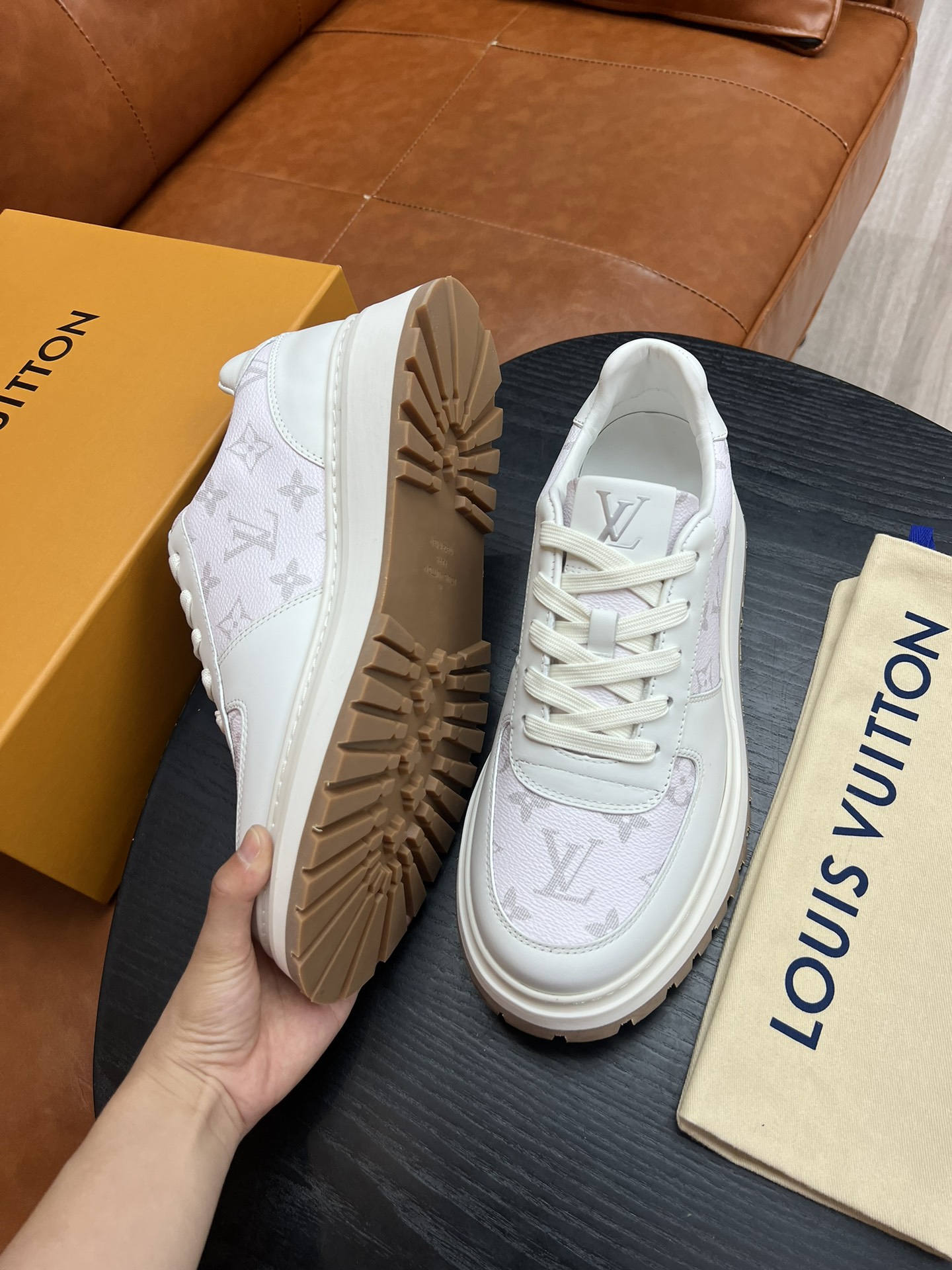 Louis Vuitton官網同步原版品質運動休閒鞋小白鞋