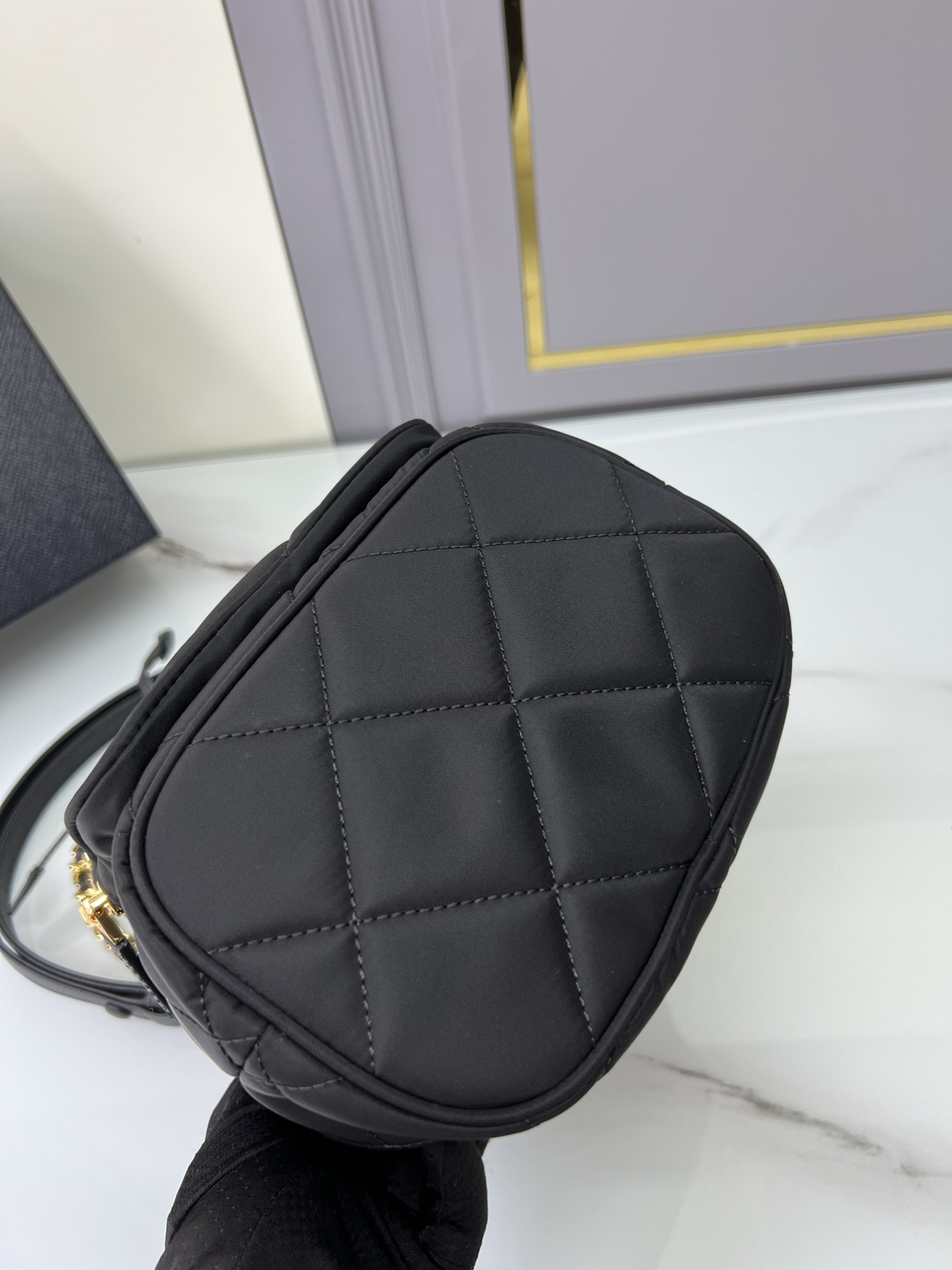 1比1複刻普拉達包包 Prada Re-Edition 1995 Chaîne Re-Nylon 肩背袋 黑色