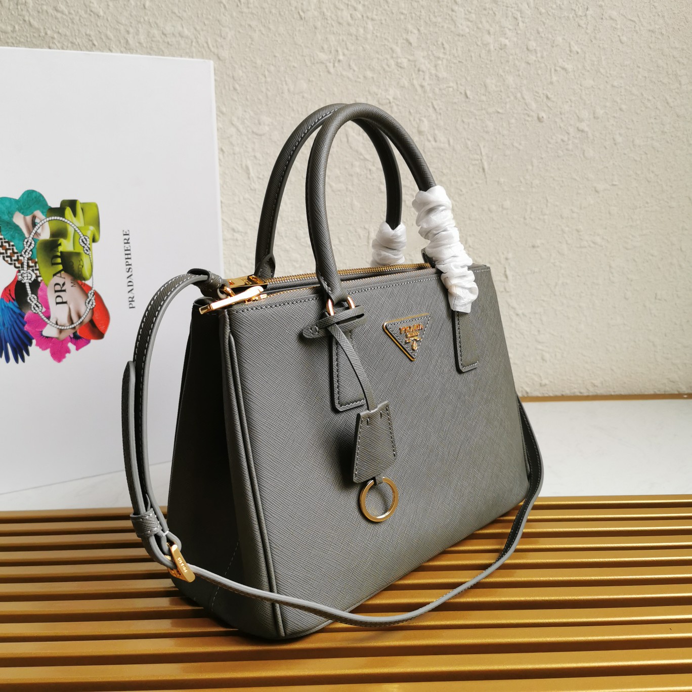 複刻普拉達包包 中號Prada Galleria Saffiano皮革手袋 殺手包 灰色
