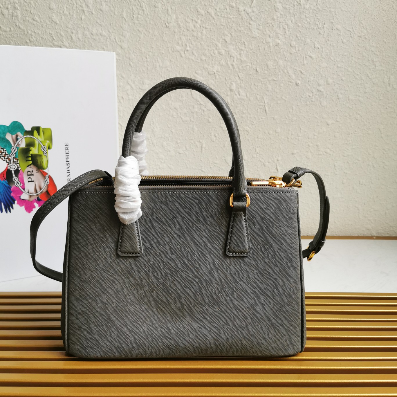 複刻普拉達包包 中號Prada Galleria Saffiano皮革手袋 殺手包 灰色