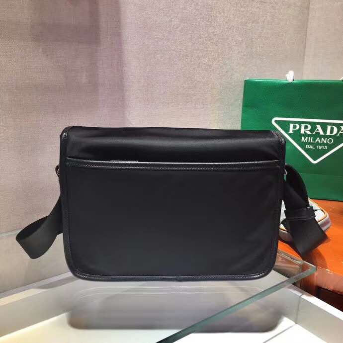 原單複刻普拉達包包 Prada Re-Nylon和Saffiano皮革單肩包 黑灰