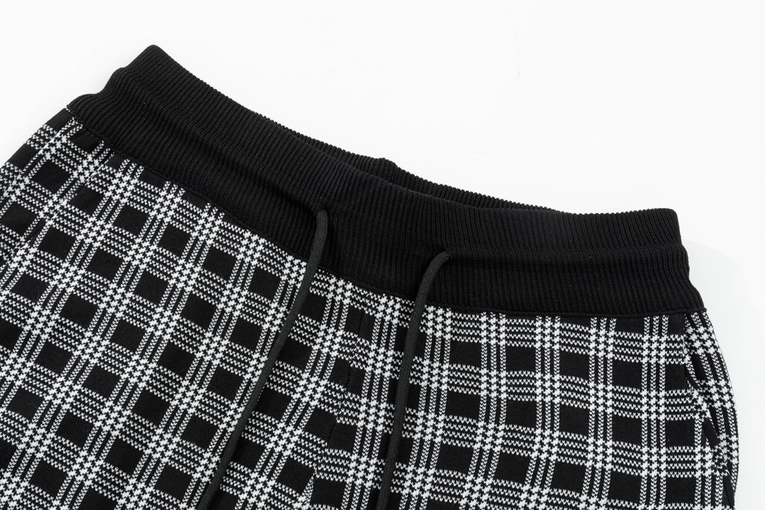 Thom Browne 2024經典格子高仿男裝短褲