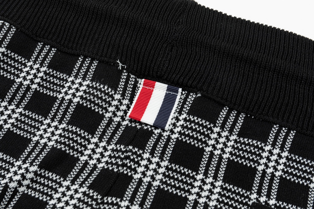 Thom Browne 2024經典格子高仿男裝短褲