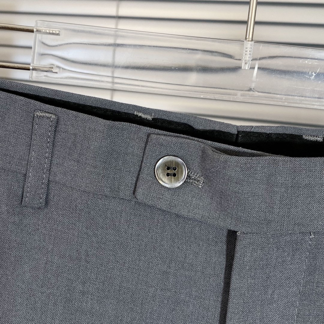Thom Browne湯姆佈朗高仿精品衣服西服套裝褲子西褲男裝