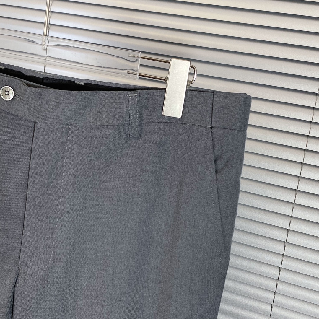Thom Browne湯姆佈朗高仿精品衣服西服套裝褲子西褲男裝