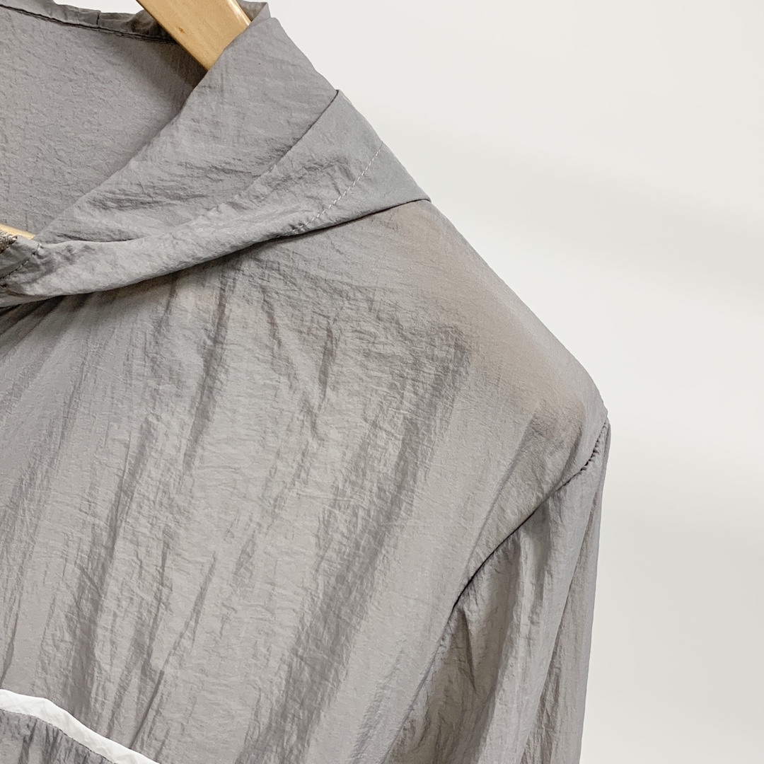 頂級精品服裝特姆佈朗高仿薄款皮護衣連帽外套