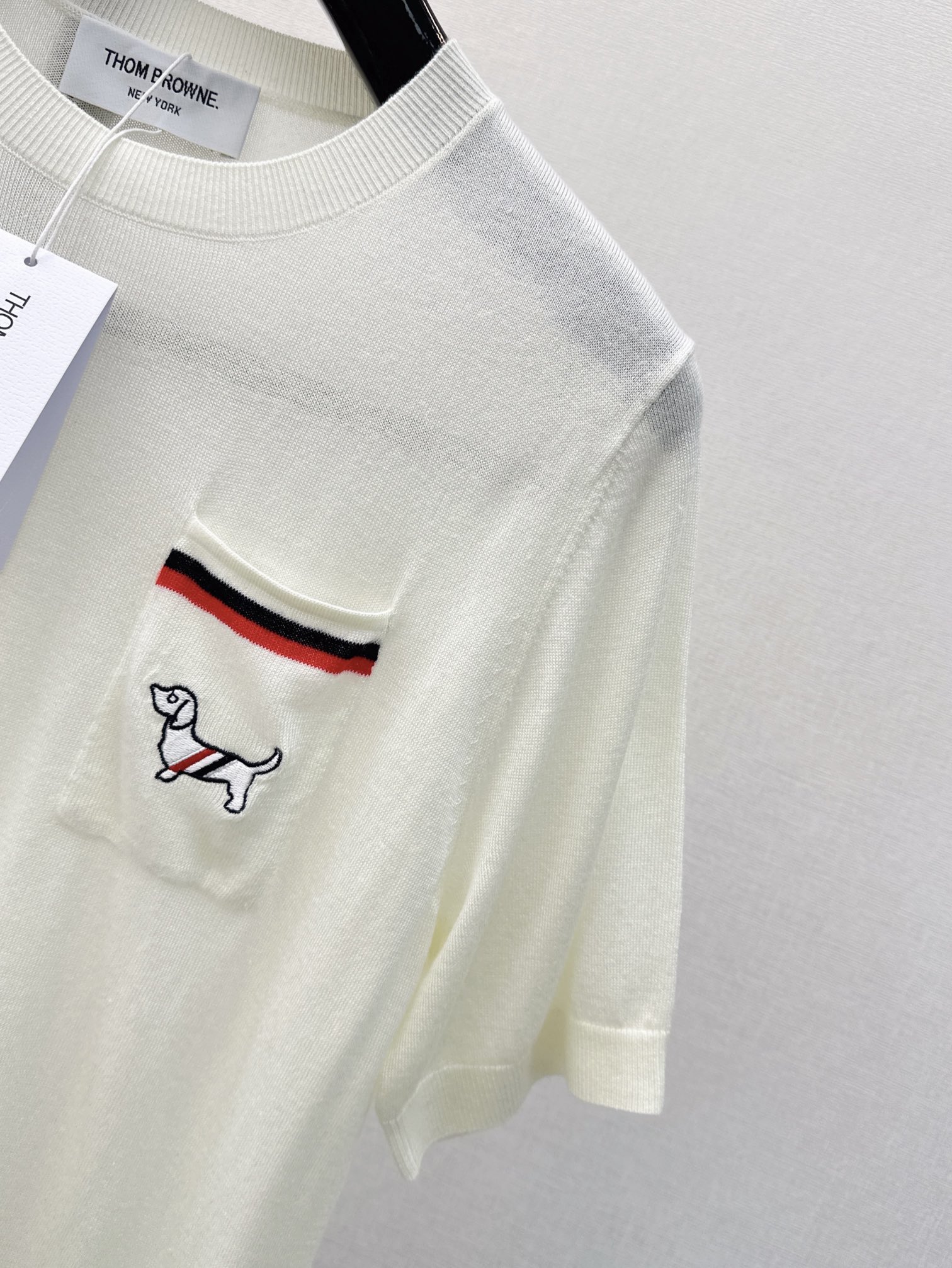 獨家精品特姆佈朗高仿A貨服裝學院風翻領天絲針織開衫