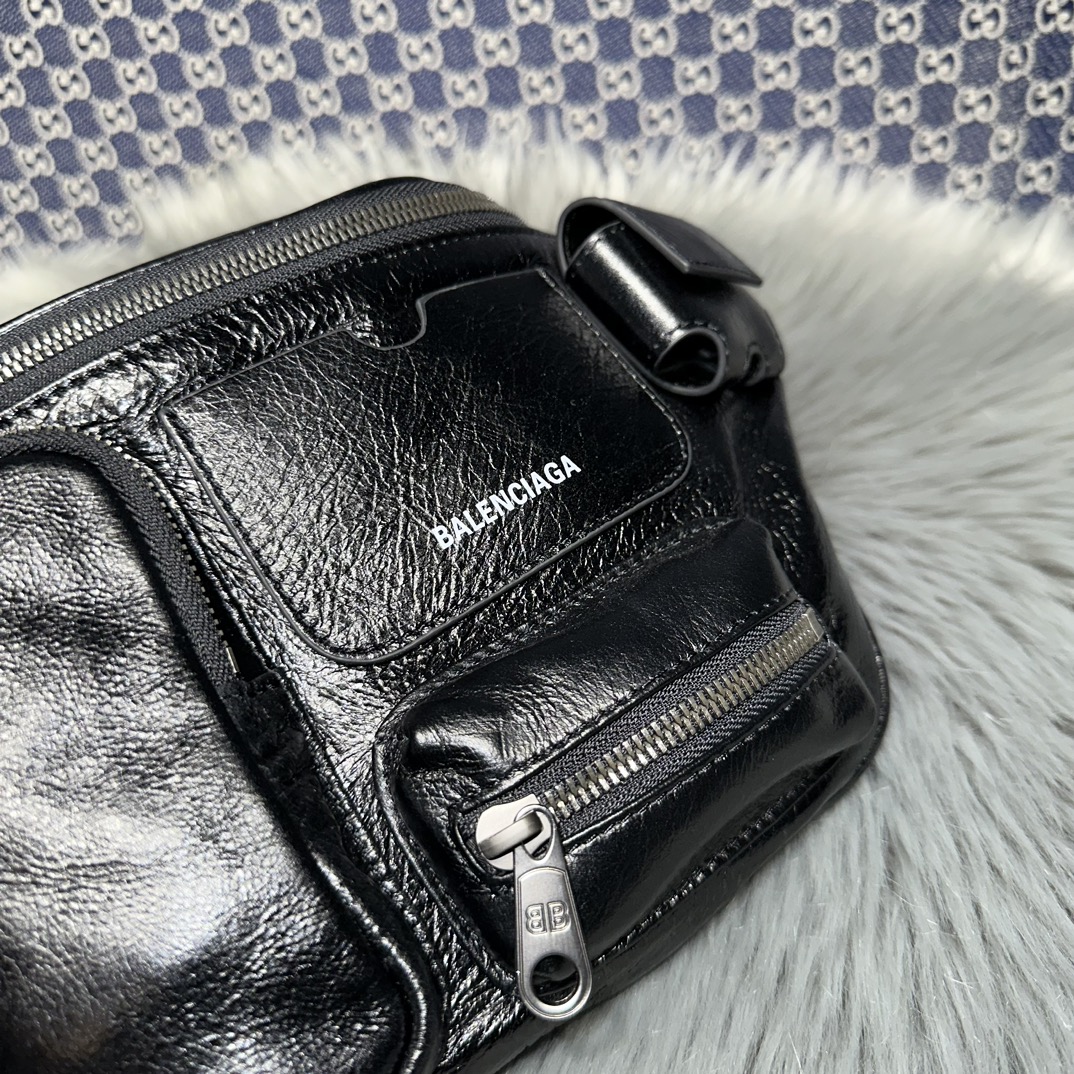 一比一高仿balenciaga巴黎世家 SUPERBUSY腰帶包