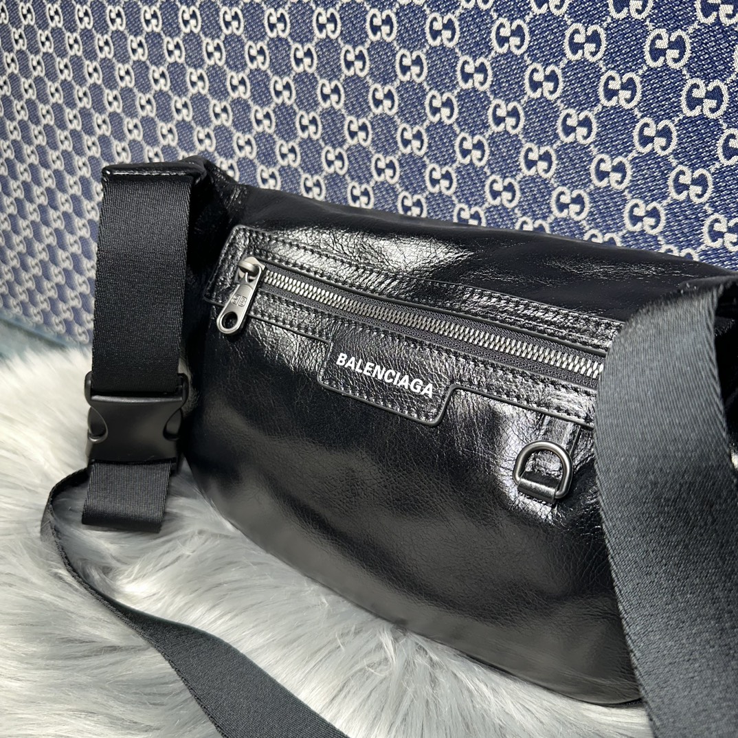 一比一高仿balenciaga巴黎世家 SUPERBUSY腰帶包