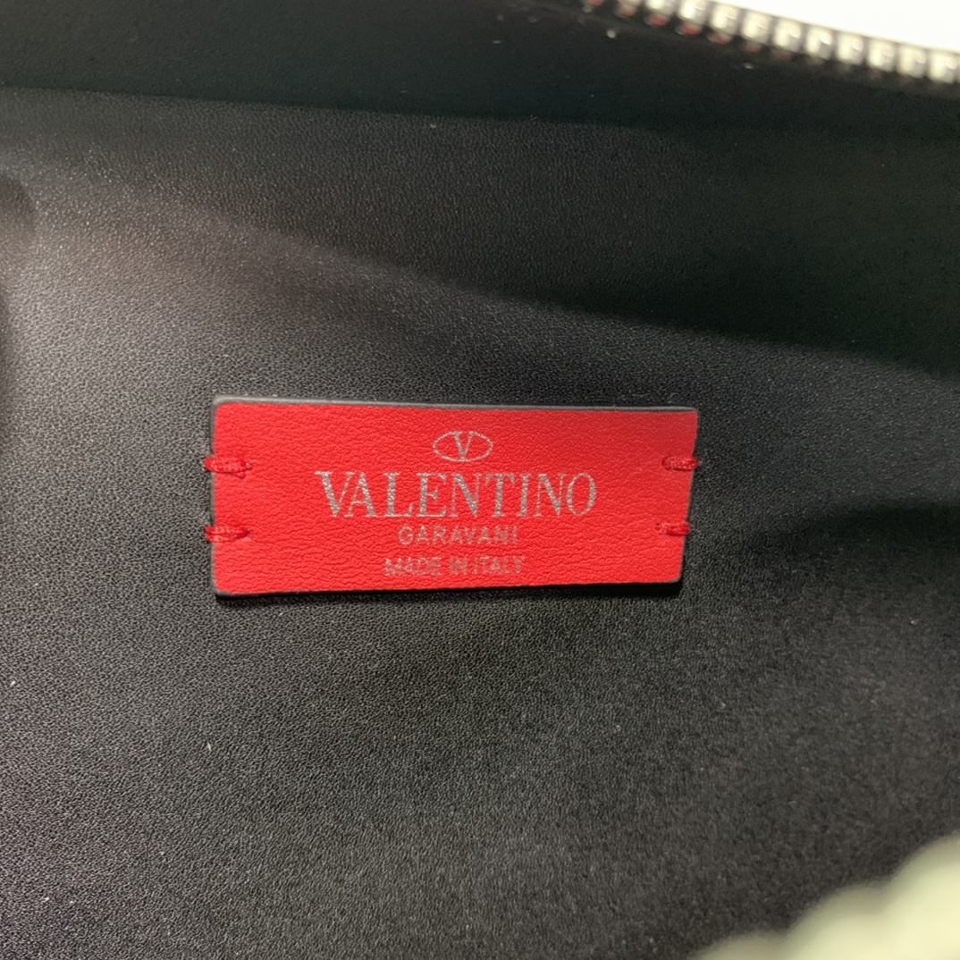 1比1複刻VALENTINO華倫天奴包包 GARAVANI VLTN 小牛皮腰包 男士愛心