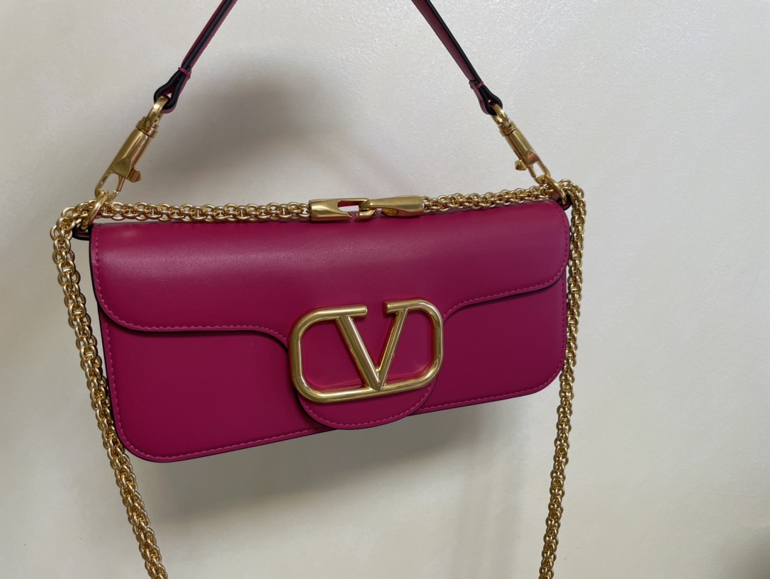 原單複刻VALENTINO華倫天奴包包 VLOGO SIGNATURE LOCÒ小牛皮手袋 玫紫