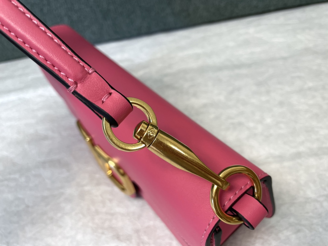 原單複刻VALENTINO華倫天奴包包 VLOGO SIGNATURE LOCÒ小牛皮手袋 玫紅