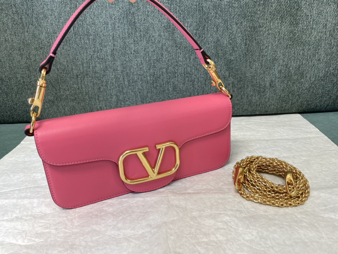 原單複刻VALENTINO華倫天奴包包 VLOGO SIGNATURE LOCÒ小牛皮手袋 玫紅