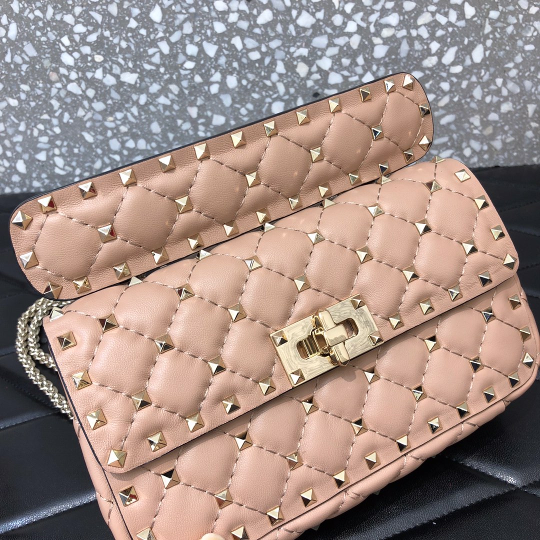 高仿VALENTINO華倫天奴包包 ROCKSTUD SPIKE小號軟牛革手袋 杏色
