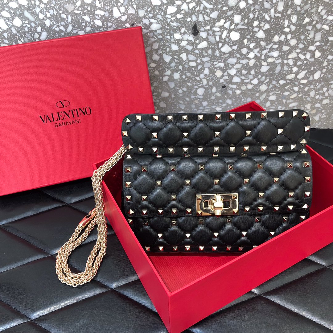 高仿VALENTINO華倫天奴包包 ROCKSTUD SPIKE小號軟牛革手袋 黑金