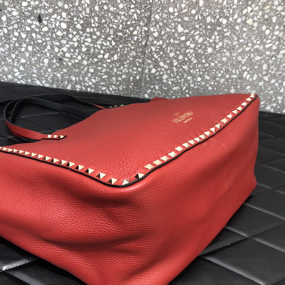 1比1原單VALENTINO華倫天奴包包 ROCKSTUD TOTE BAG雙面購物包 黑-紅