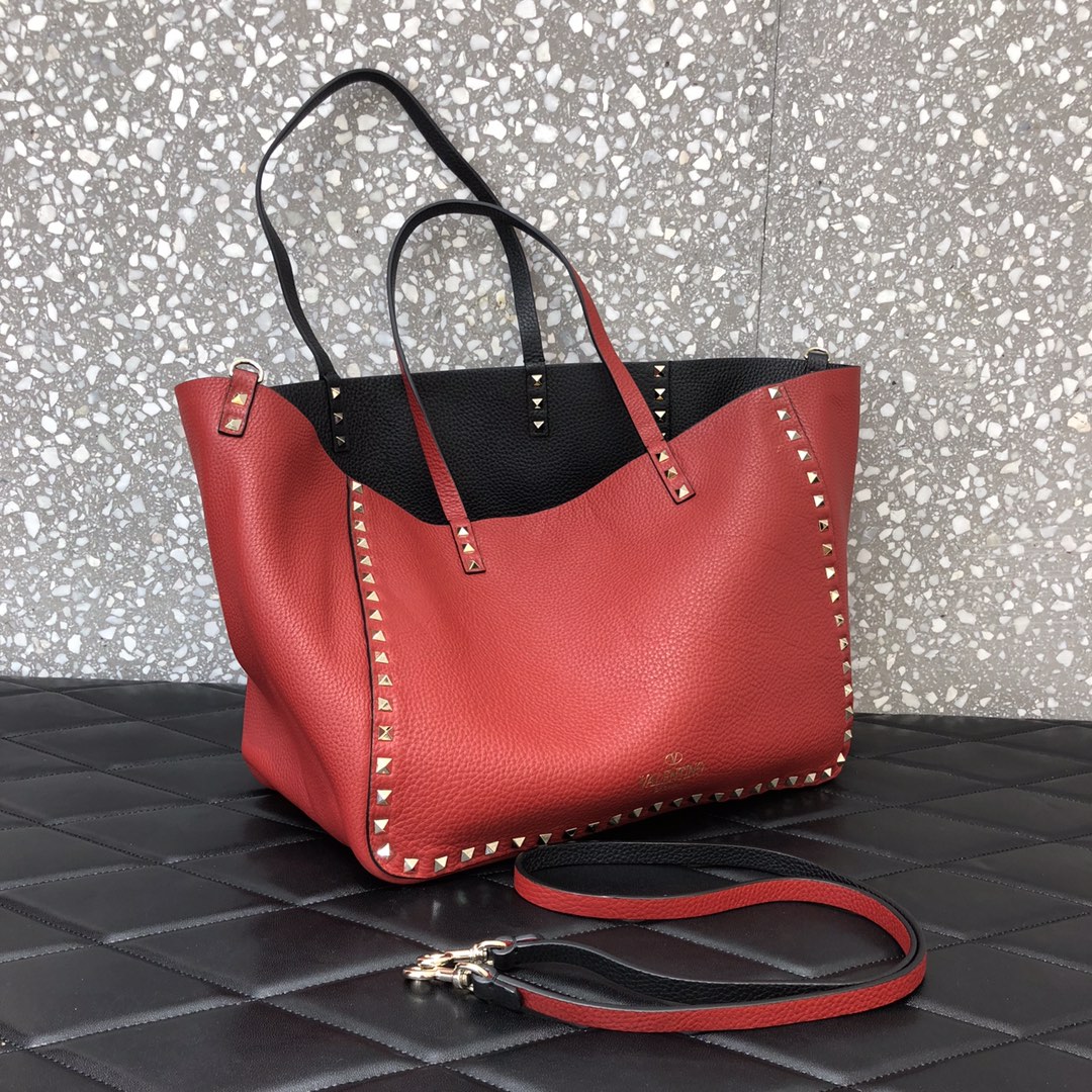 1比1原單VALENTINO華倫天奴包包 ROCKSTUD TOTE BAG雙面購物包 黑-紅