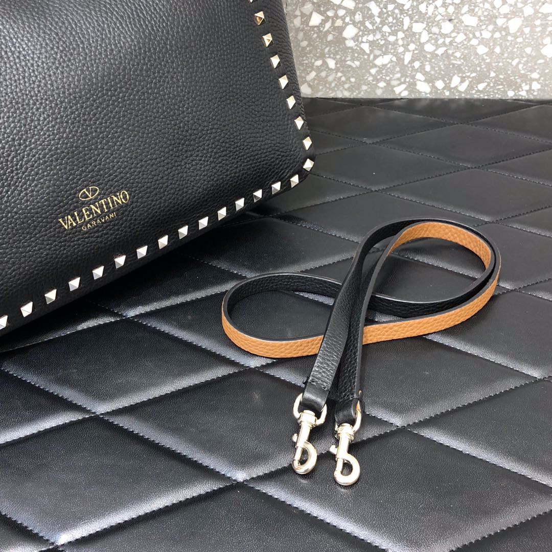 1比1原單VALENTINO華倫天奴包包 ROCKSTUD TOTE BAG雙面購物包 黑-棕