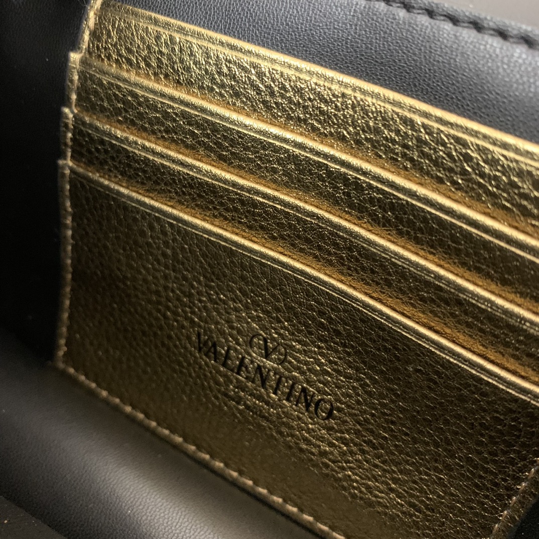 原單VALENTINO華倫天奴包包 Garavani ROCKSTUD粒面小牛皮鏈條手袋 金色