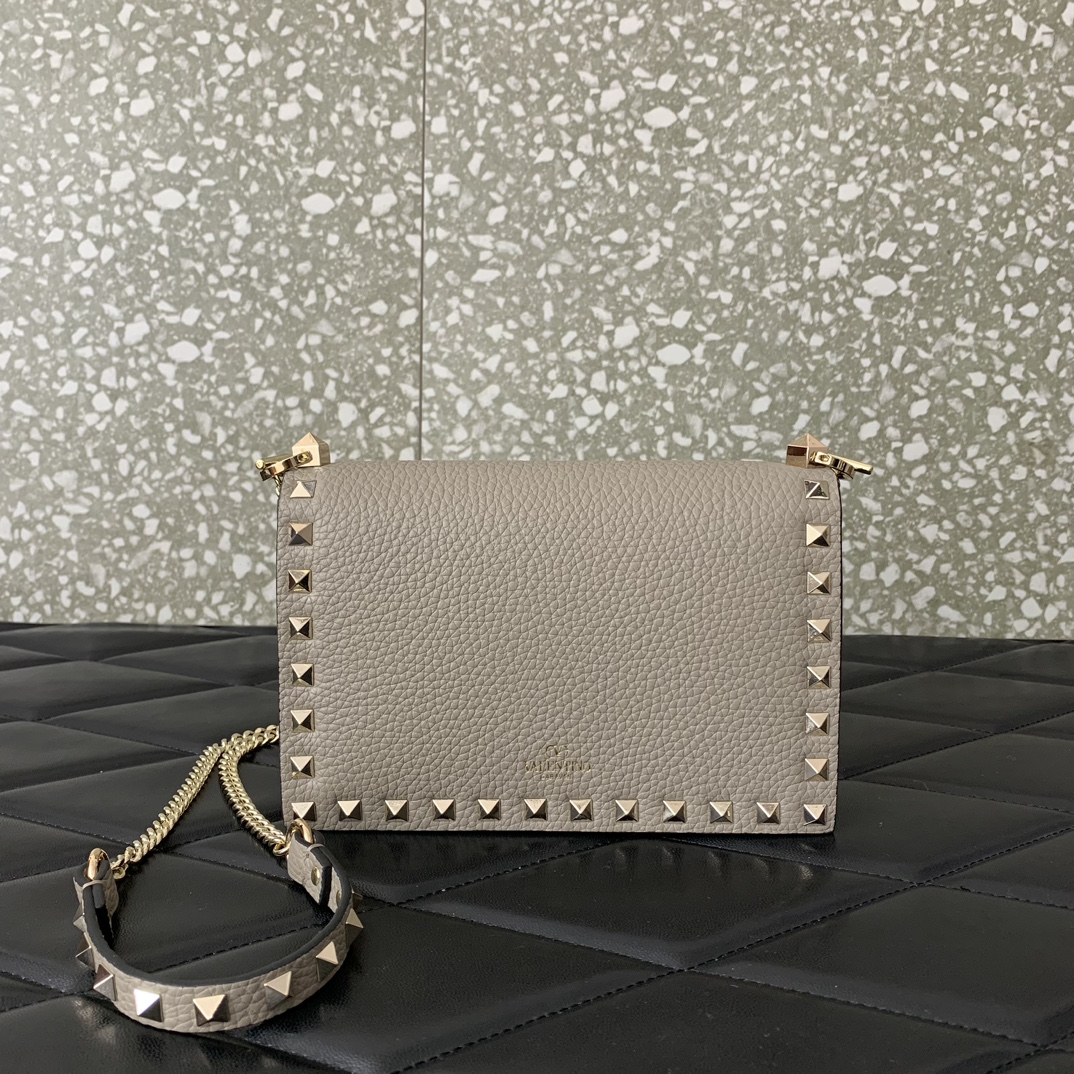 原單VALENTINO華倫天奴包包 Garavani ROCKSTUD粒面小牛皮鏈條手袋 灰色
