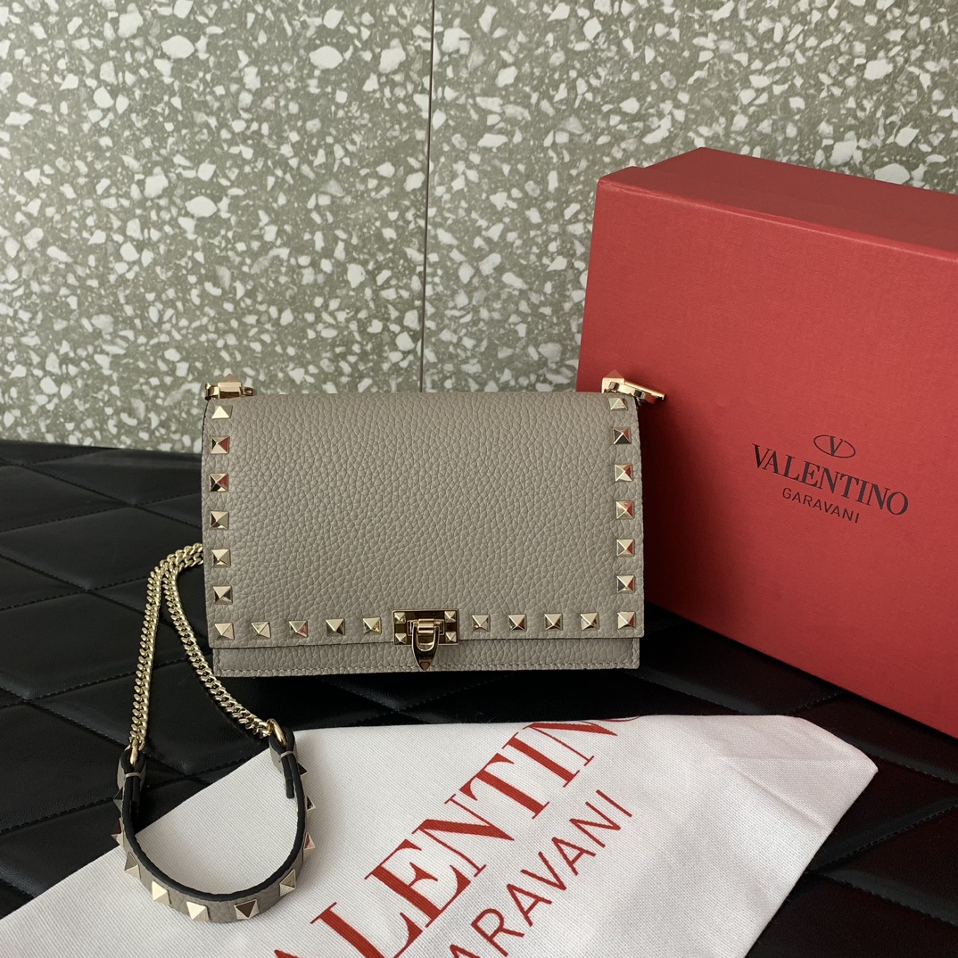 原單VALENTINO華倫天奴包包 Garavani ROCKSTUD粒面小牛皮鏈條手袋 灰色