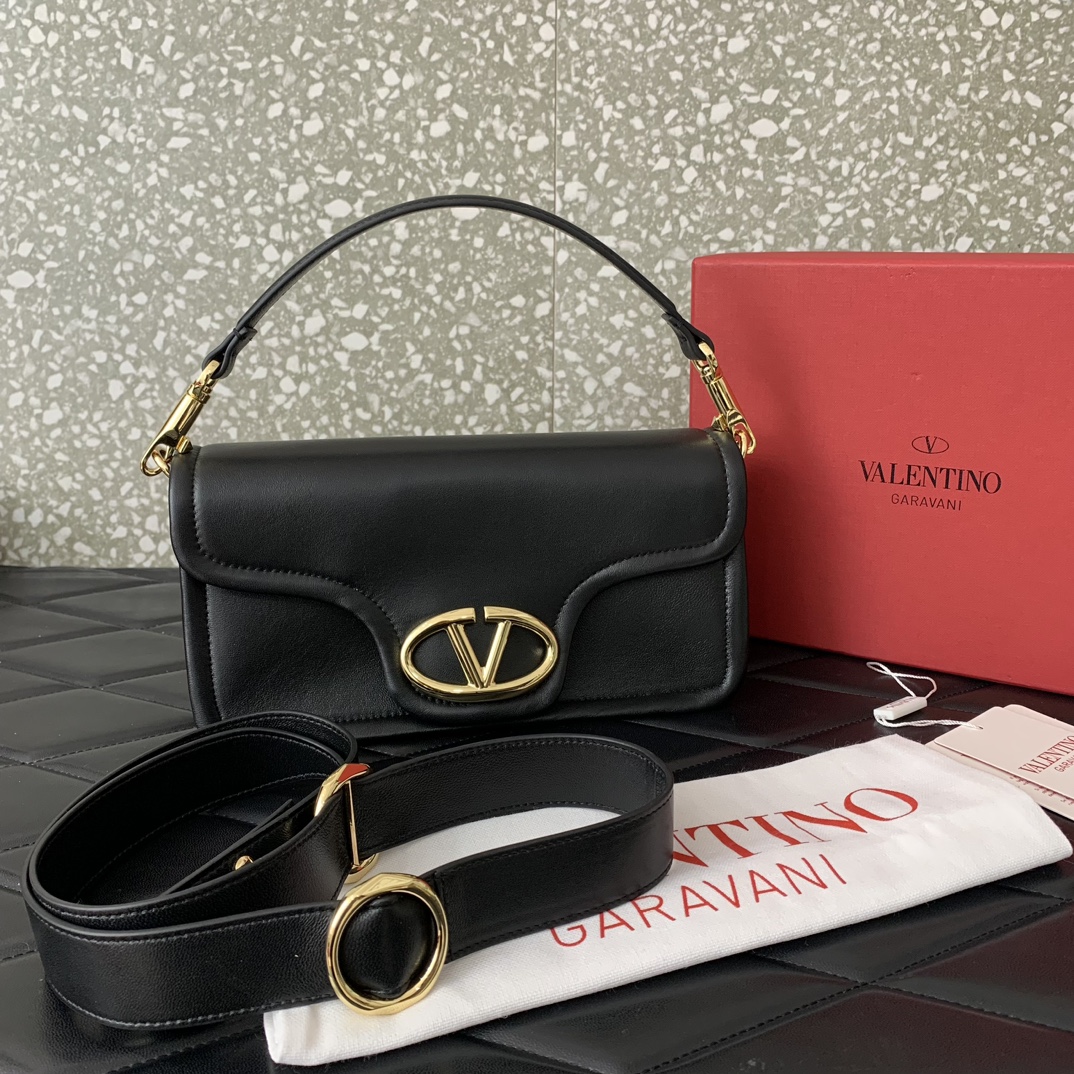 専櫃複刻VALENTINO華倫天奴包包 VLOGO SIGNATURE LOCÒ小牛皮手袋 黑色