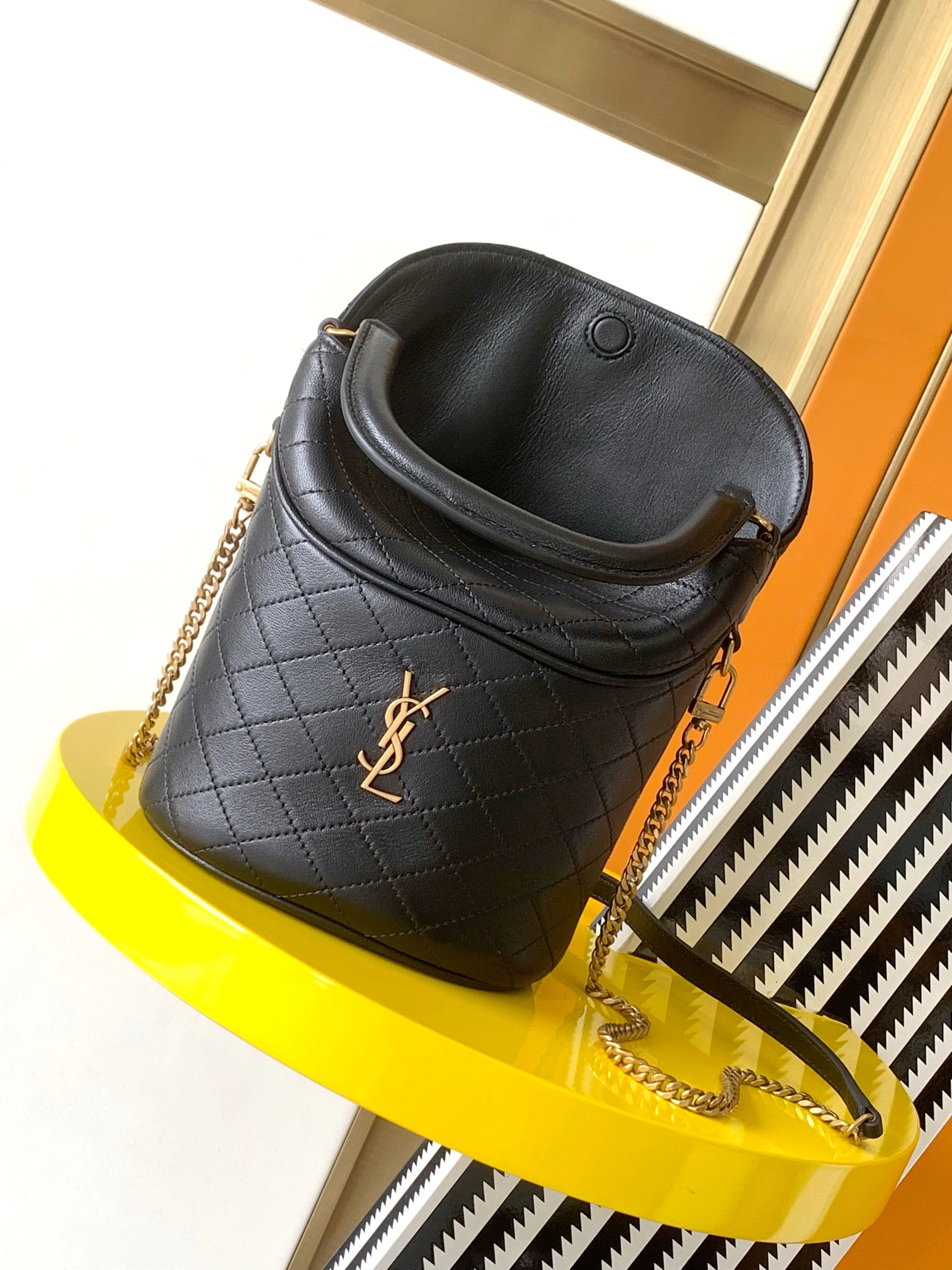 一比一高仿YSL聖羅蘭包包 GABY MINI BUCKET小羊皮水桶袋 