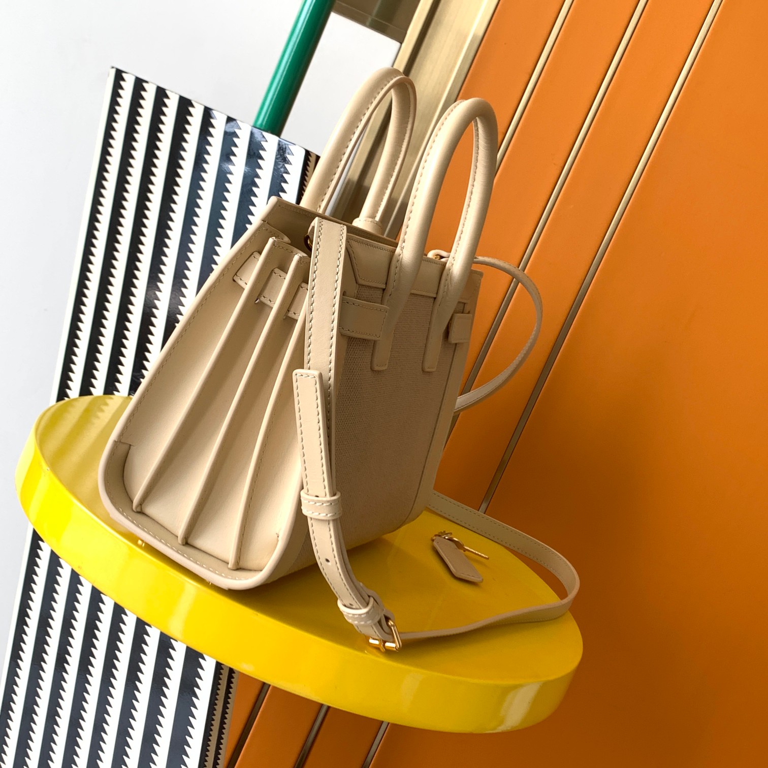 原單YSL聖羅蘭包包 sac de jour牛皮+啞麻布手挽袋 風琴包22cm
