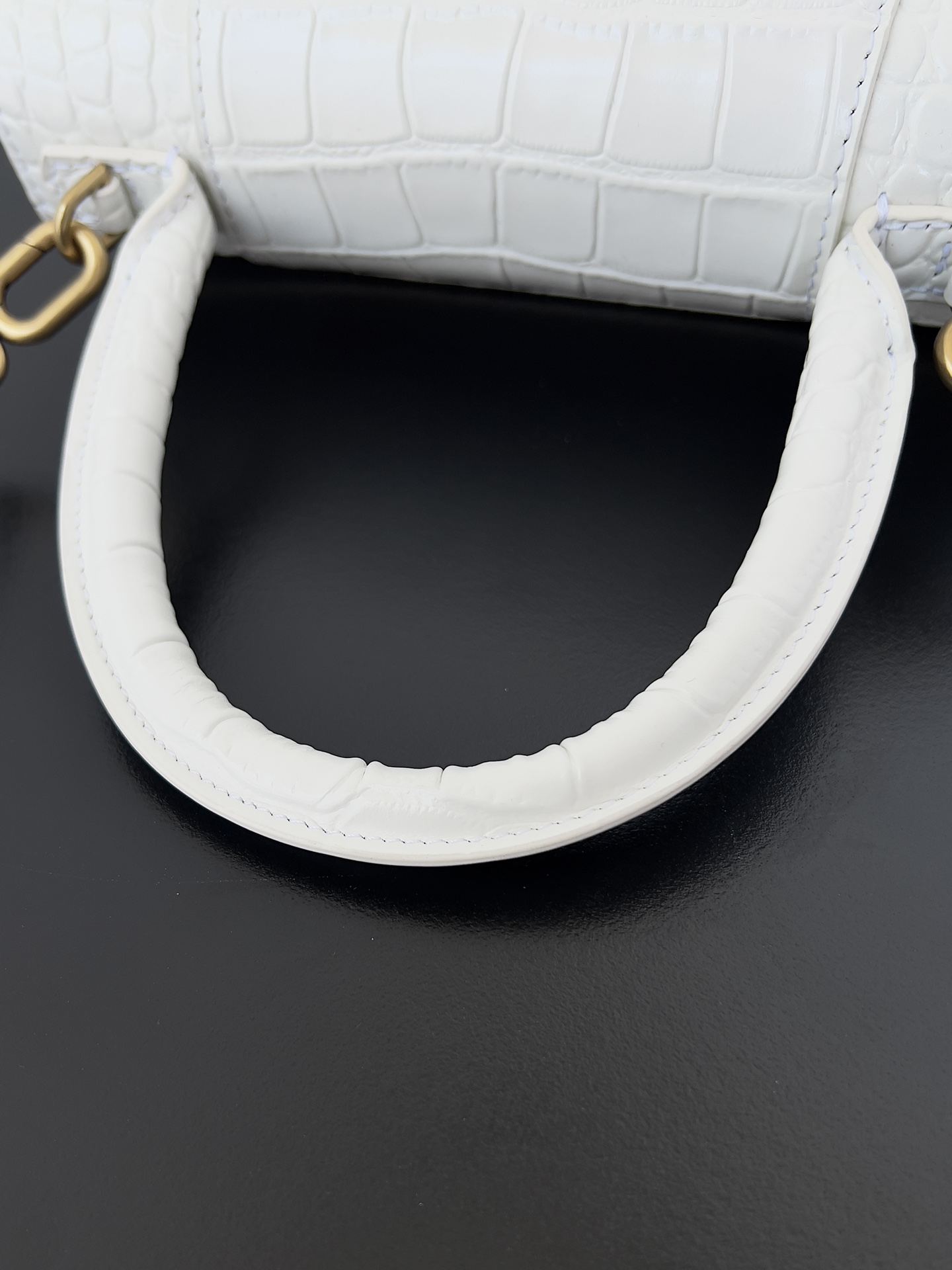 高仿balenciaga巴黎世家 HOURGLASS 鱷魚紋壓紋手提包沙漏包 白色金扣