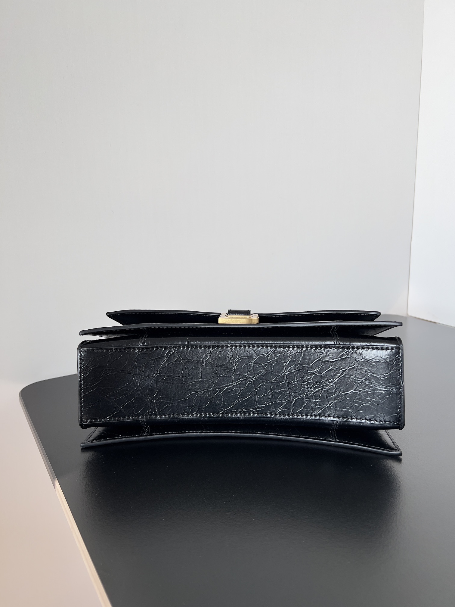 原單複刻balenciaga巴黎世家 CRUSH小號黑色壓光牛皮革鏈帶包