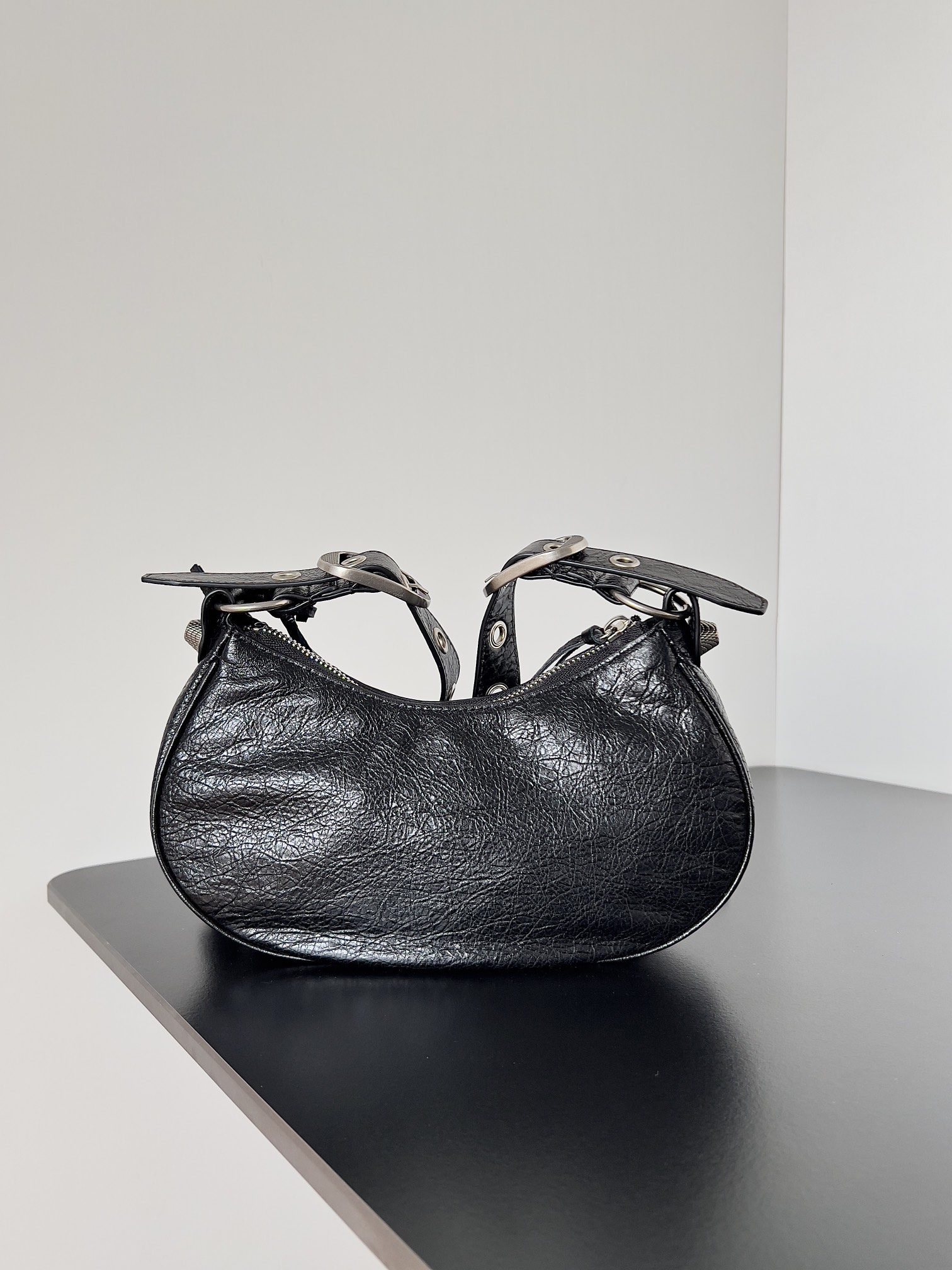 1比1高仿balenciaga巴黎世家 Le Cagole加小號黑色細紋羊皮革單肩包