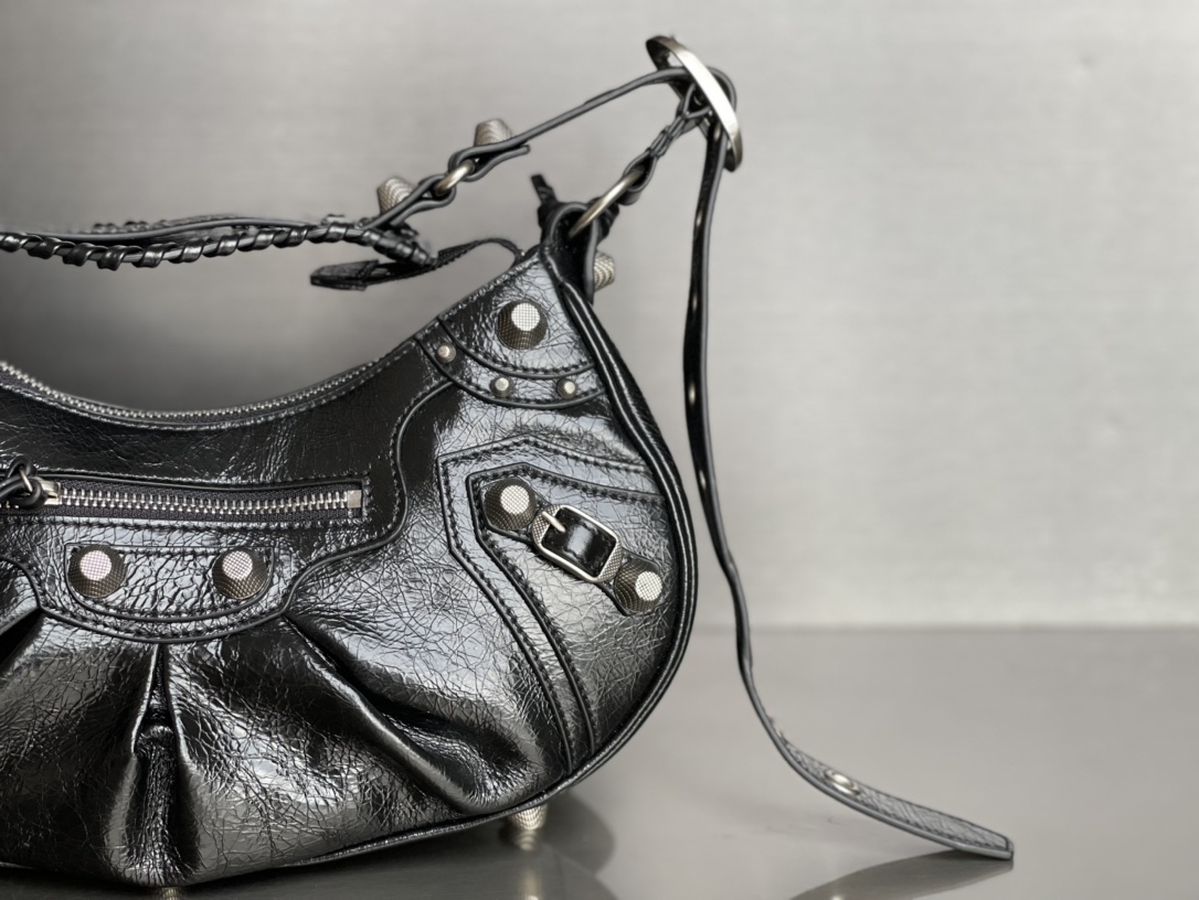 専櫃1比1 BALENCIAGA巴黎世家 LE CAGOLE小號單肩包 油蠟黑